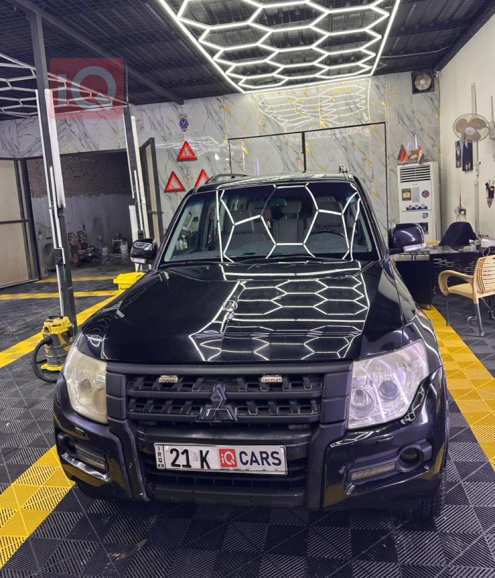 ميتسوبيشي باجيرو